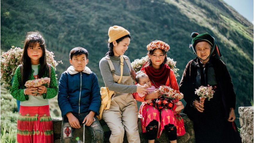 Khám phá vòng cung Đông Bắc: Cao Bằng - Ba Bể - Hà Giang 5N5Đ (Gồm vé máy bay)